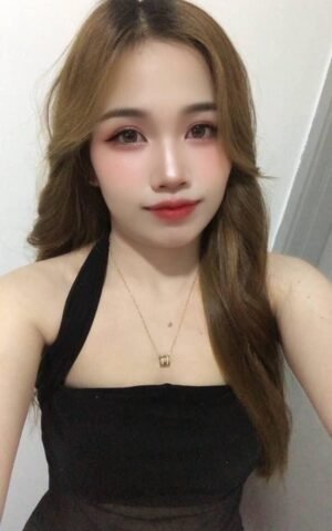 Alternative view of Eva