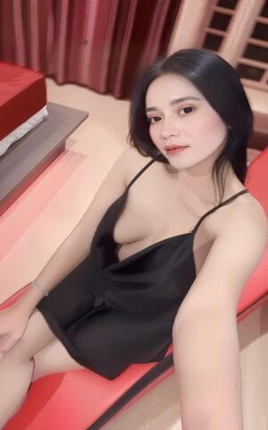 Alternative view of Zoya