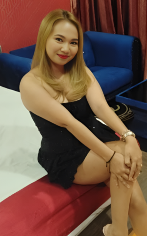 Alternative view of Nana